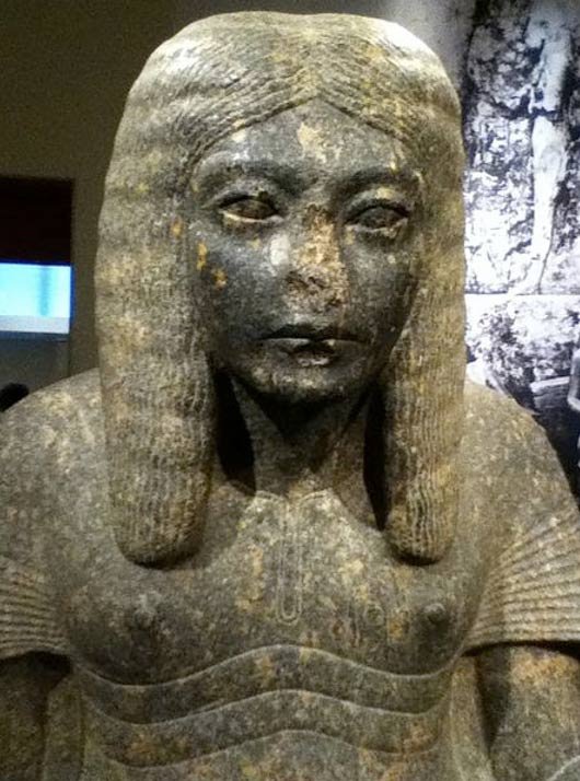 De ce lipsesc atâtea nasuri de pe feţele statuilor antice